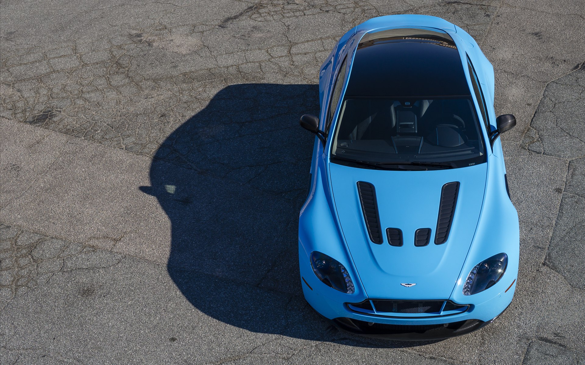 Aston Martin V12 Vantage S 2014